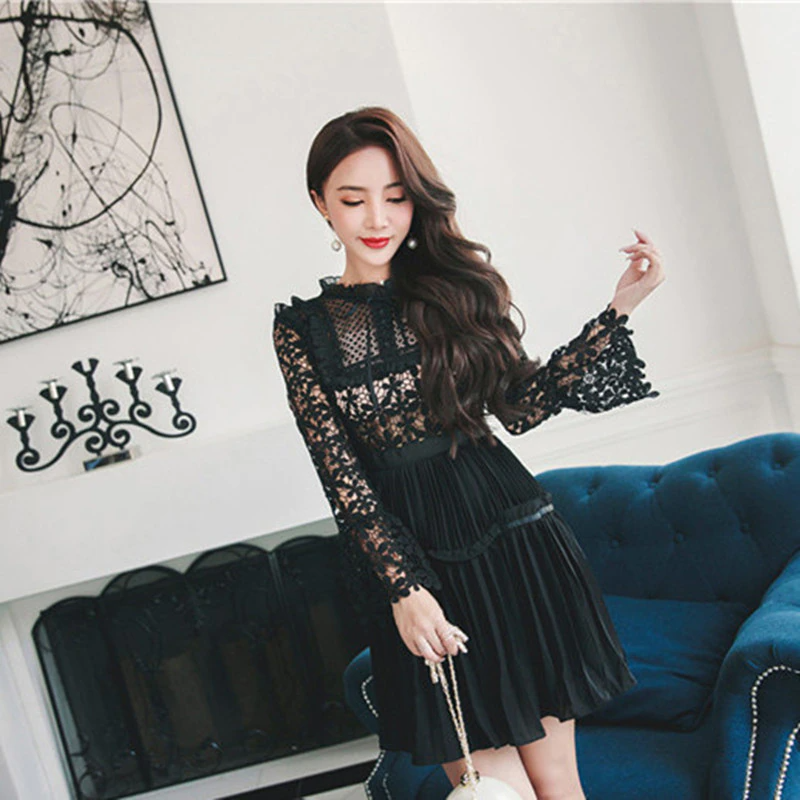 GF Lace-Up Pleated Dress in Black