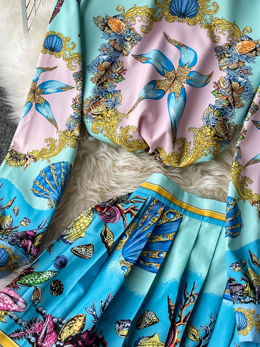 ARMANIA Blouse & Skirt Set