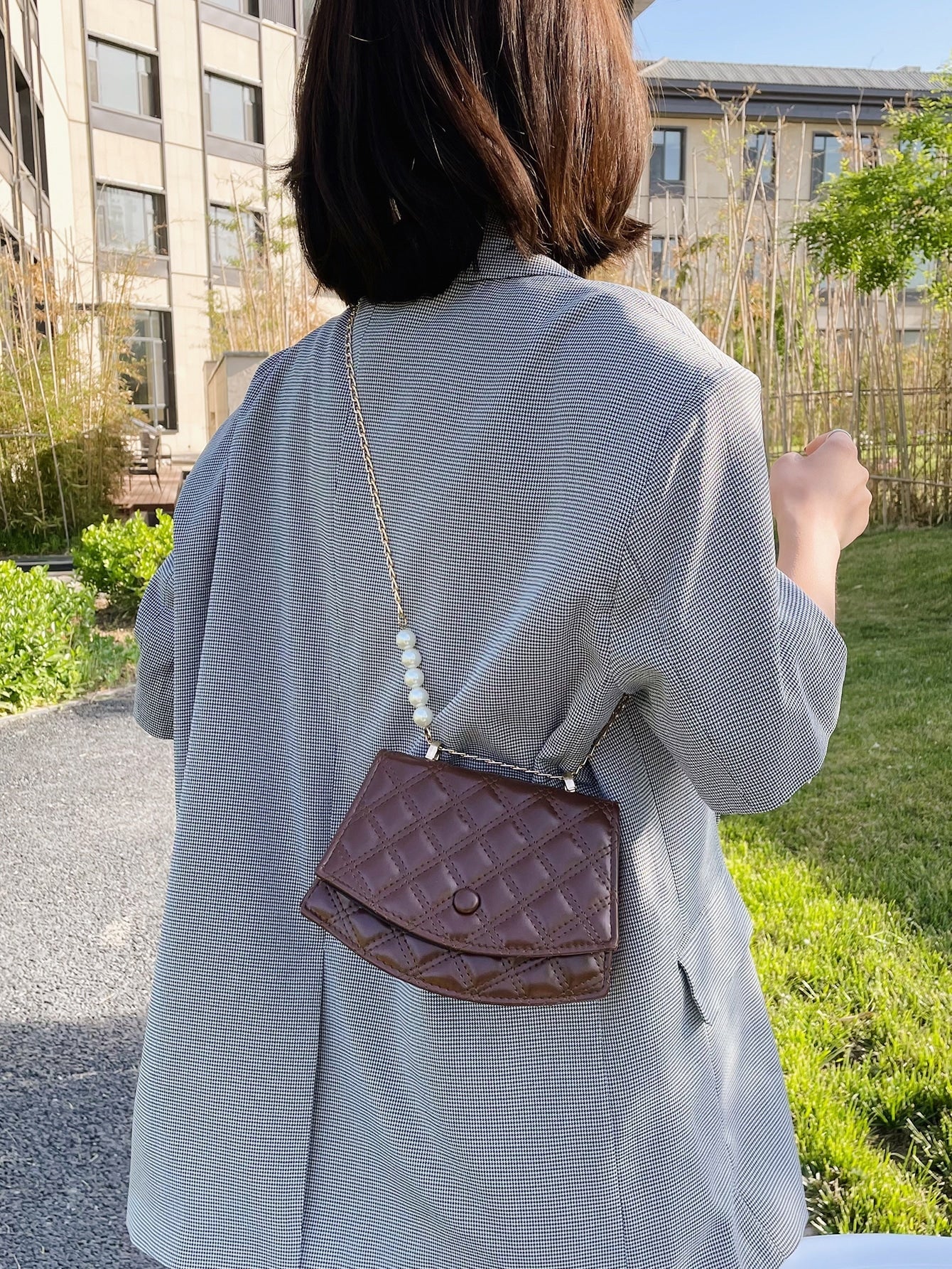 Quilted Chain Shoulder Bag