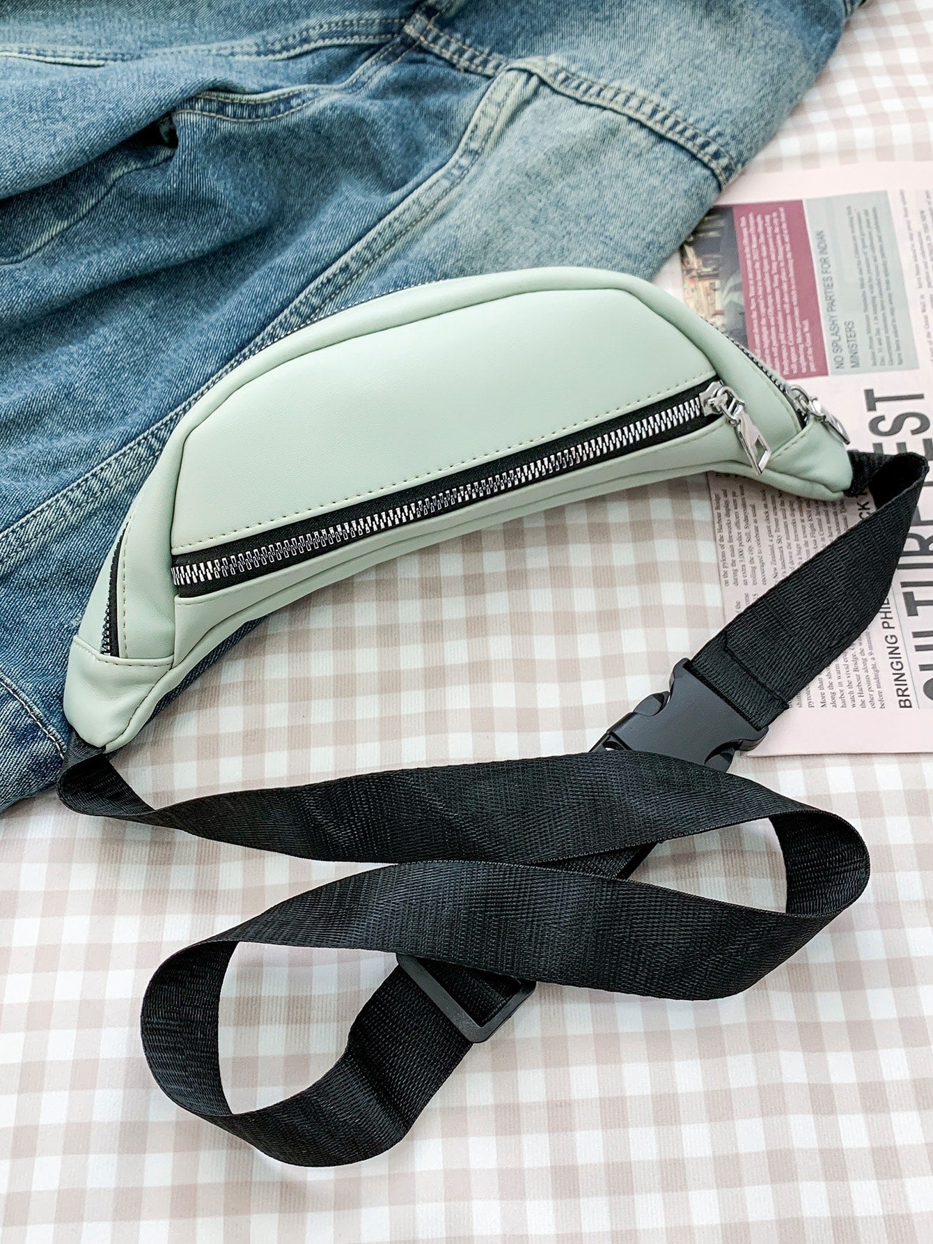 Minimalist Fanny Pack