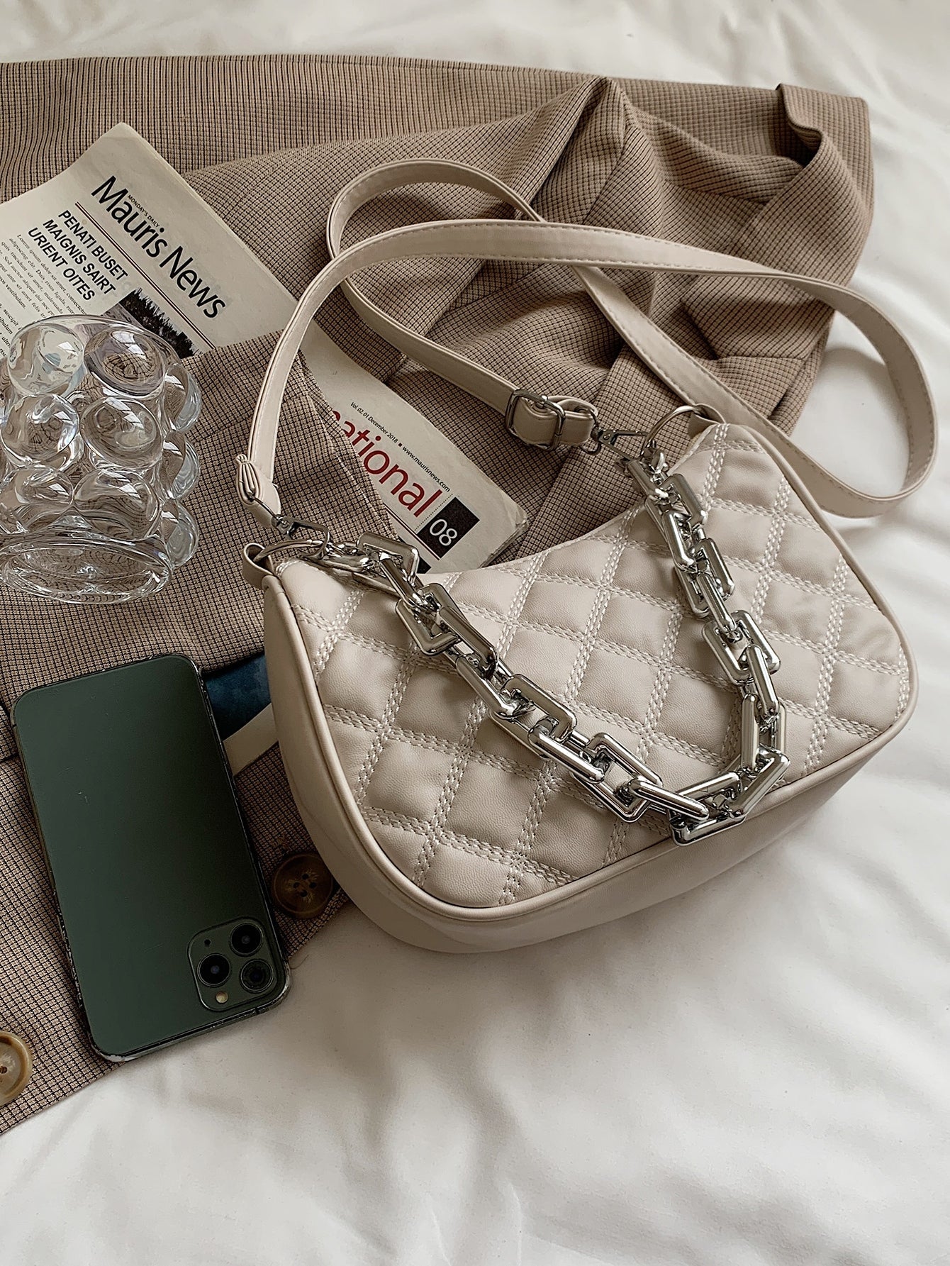 Minimalist Quilted Chain Crossbody Bag