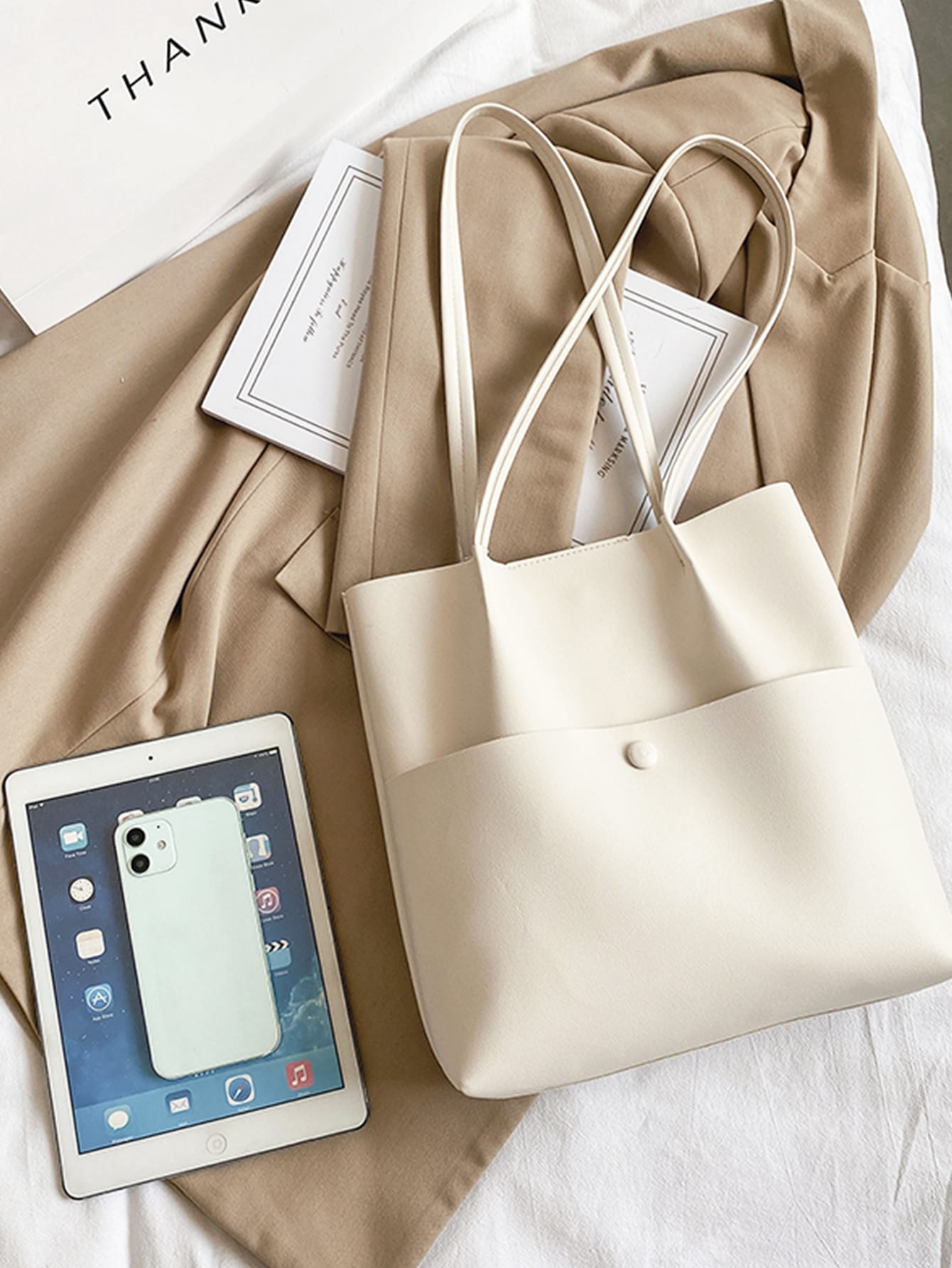 Minimalist Tote Bag With Inner Pouch