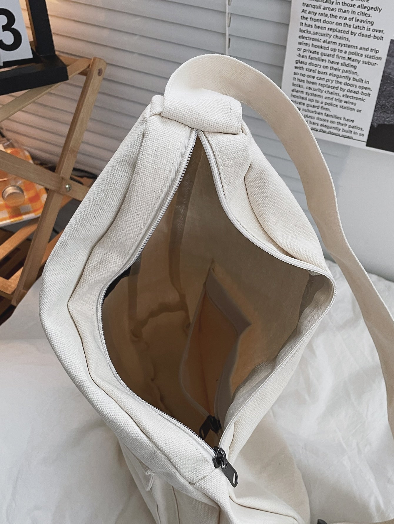 Pocket Front Canvas Crossbody Bag