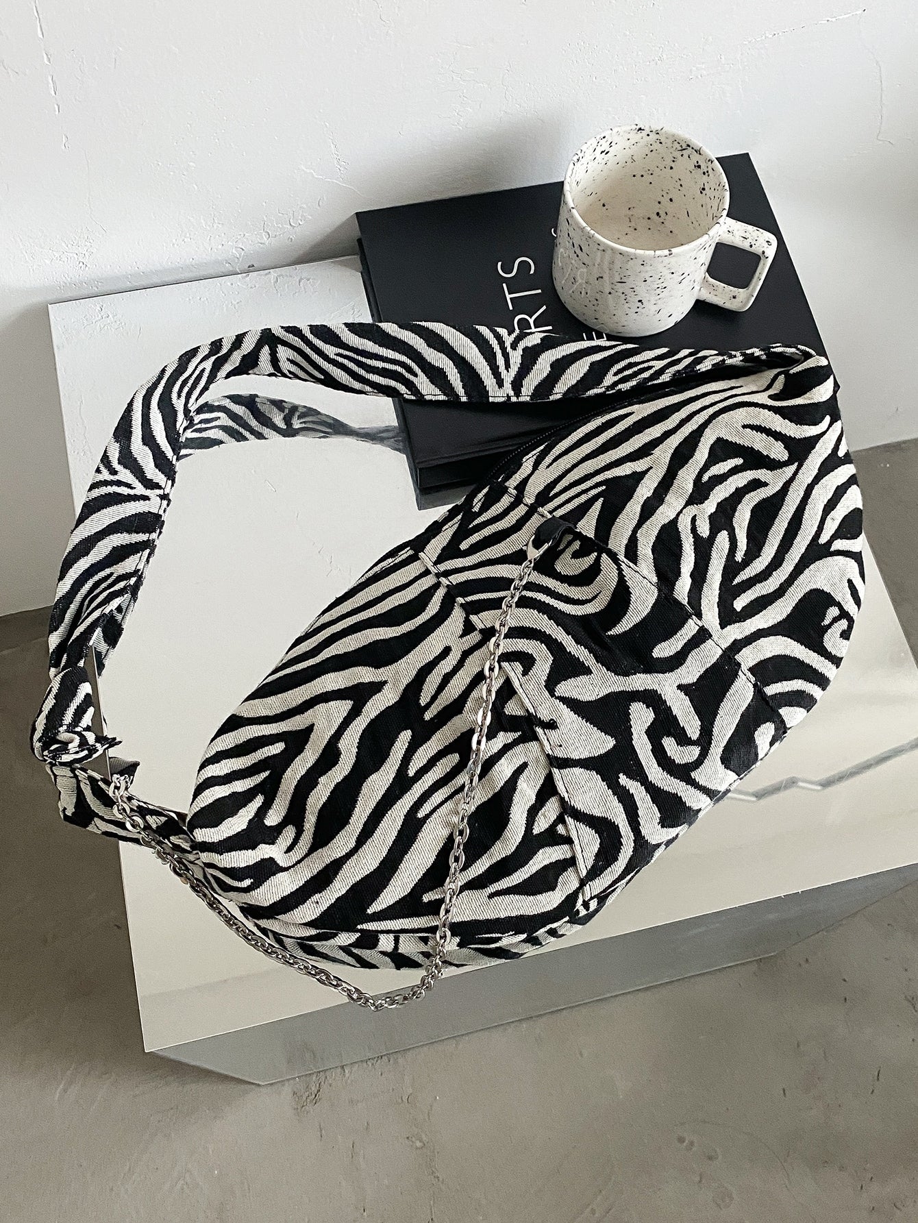 Zebra Striped Pattern Chain Decor Fanny Pack