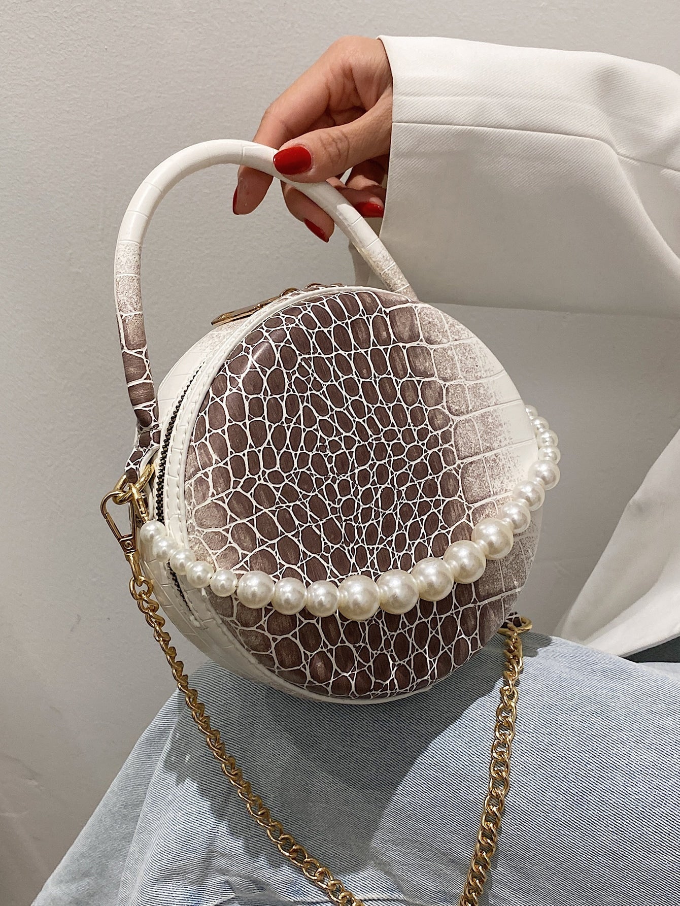 Faux Pearl Beaded Chain Circle Bag