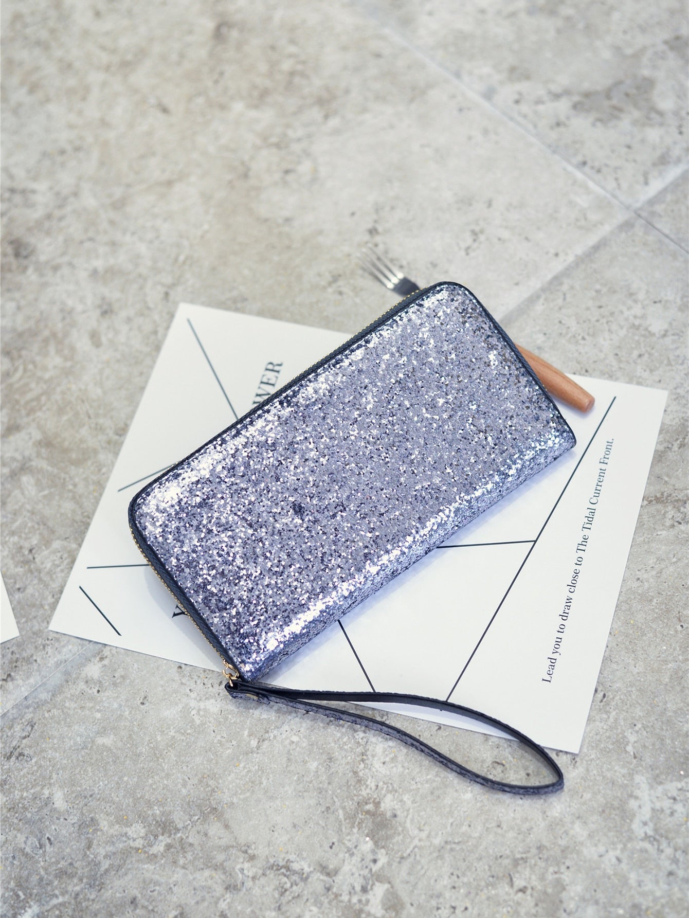 Glitter Decor Purse With Wristlet