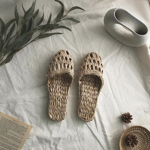 Chinese Comfortable Handmade Indoor Flat Sandal