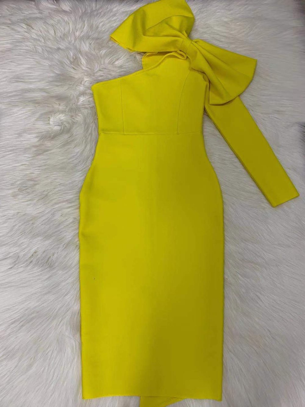 GIGI Wade One Shoulder Midi Dress in Yellow