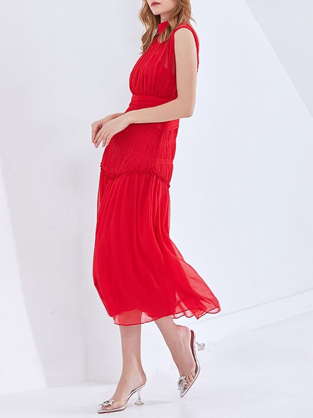 QUINN Ruched Midi Dress in Red